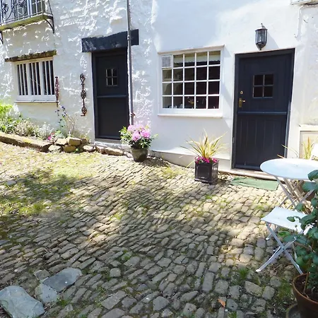 Romantic Hideaway In Old Harbour Area Apartment *